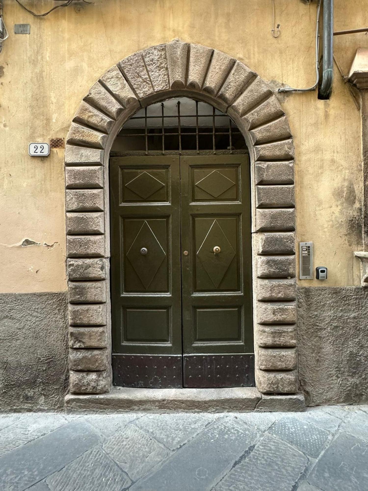 La Casa Del Galletto - At The Top Of The City ลุคคา ภายนอก รูปภาพ